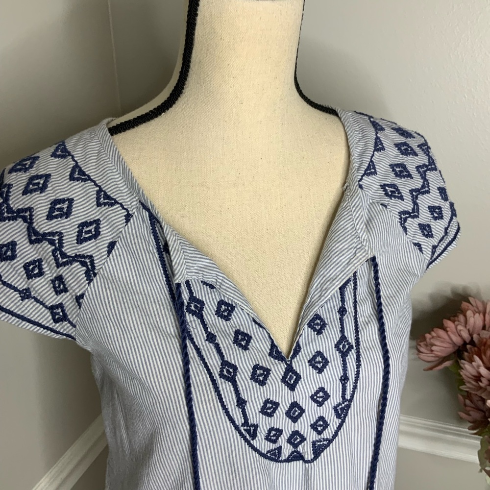 THML Blue White embroidered draw string Top - Picture 4 of 6